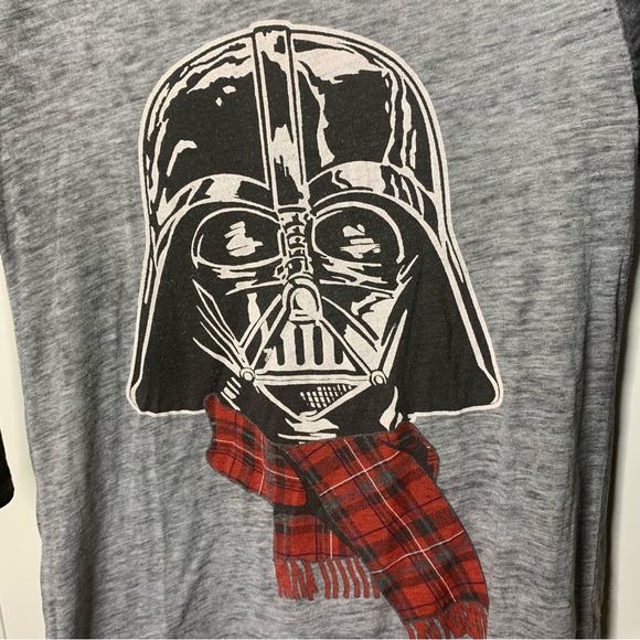 Star Wars Holiday Darth Vader Thin 3/4 Length Shirt - Picture 4 of 16